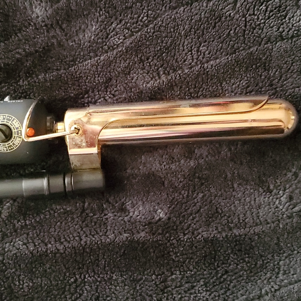 Marcel curling iron
